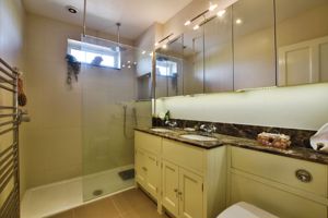 Photo 20- click for photo gallery